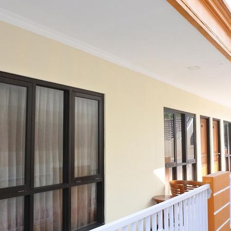 Morse Guest House Malang Exterior photo